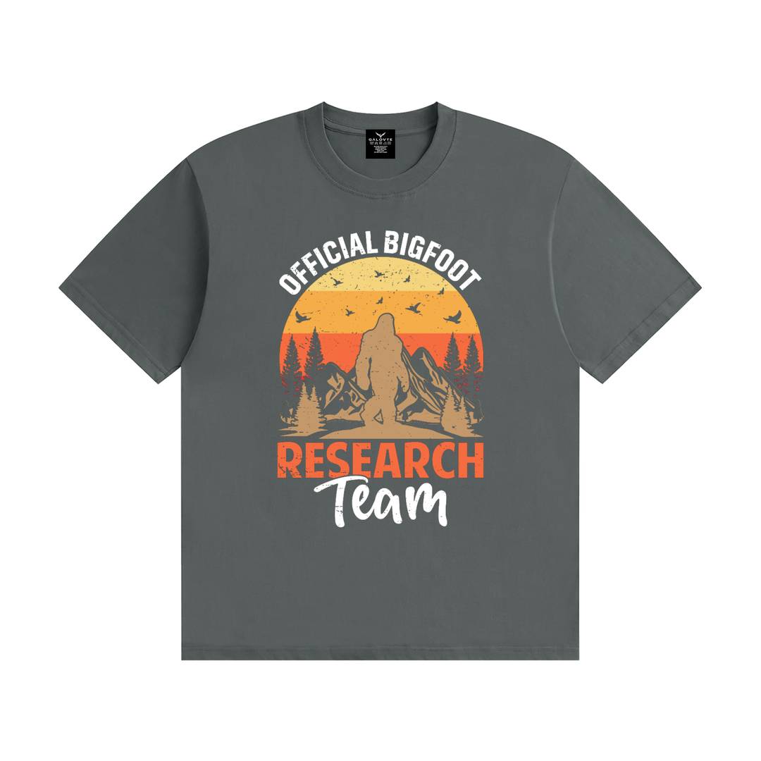 hiking lover Official Bigfoot Research Team Retro Sunset Tee